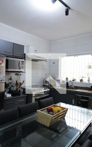 Casa à venda com 200m², 3 quartos e 3 vagasCozinha
