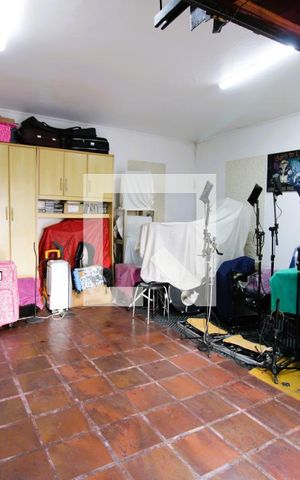 Casa à venda com 200m², 3 quartos e 3 vagasGaragem