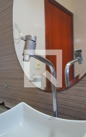 Casa à venda com 218m², 3 quartos e 2 vagasBanheiro da Suíte - Torneira