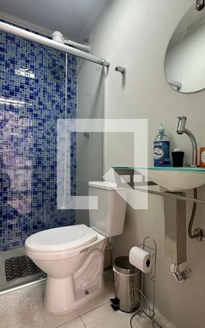 Casa à venda com 130m², 3 quartos e 2 vagasBanheiro de serviço