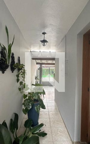 Casa à venda com 130m², 3 quartos e 2 vagasCorredor