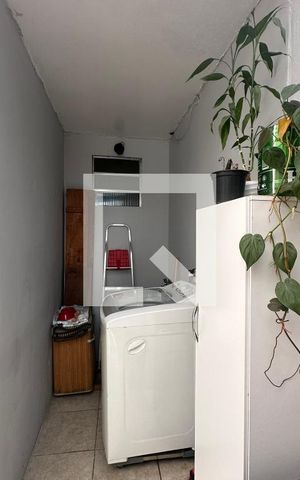 Casa à venda com 130m², 3 quartos e 2 vagasÁrea de Serviço
