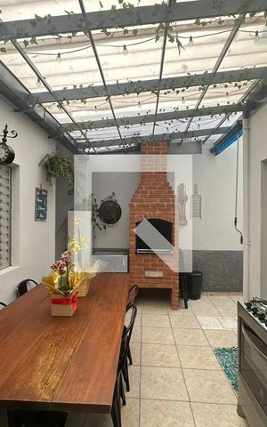 Casa à venda com 130m², 3 quartos e 2 vagasÁrea externa - Churrasqueira