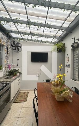 Casa à venda com 130m², 3 quartos e 2 vagasÁrea externa