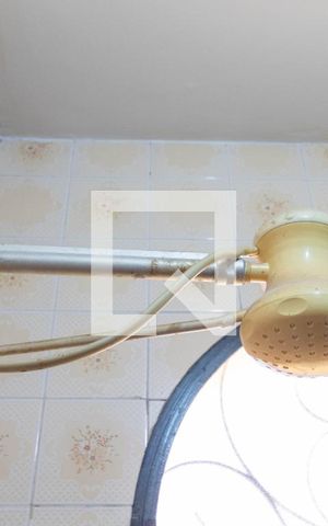 Casa à venda com 250m², 5 quartos e 4 vagas Casa à venda com 250m², 5 quartos e 4 vagasBanheiro 3