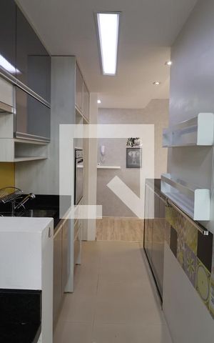 Apartamento à venda com 55m², 2 quartos e 1 vagaCozinha e Área de Serviço