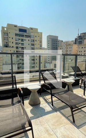 Studio à venda com 31m², 1 quarto e 1 vaga Studio à venda com 31m², 1 quarto e 1 vagaÁrea comum - Piscina