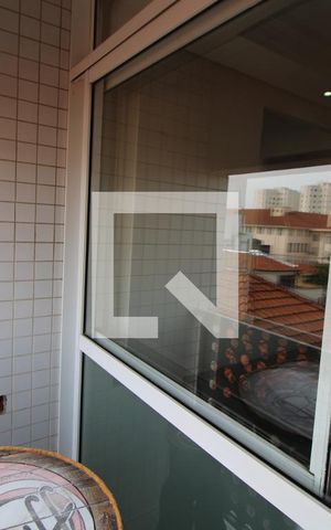 Apartamento à venda com 60m², 2 quartos e 1 vagaSala / Cozinha - Varanda