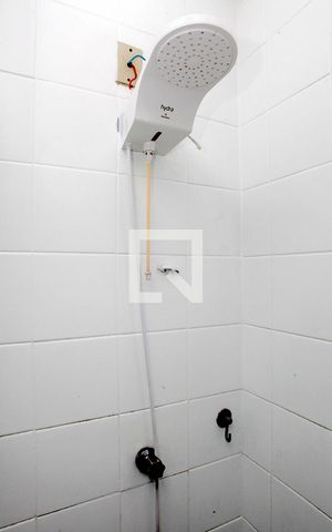 Apartamento para alugar com 62m², 2 quartos e sem vagaBanheiro