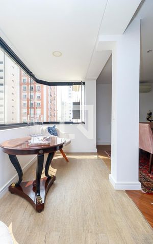 Apartamento à venda com 169m², 3 quartos e 3 vagas Apartamento à venda com 169m², 3 quartos e 3 vagasSala