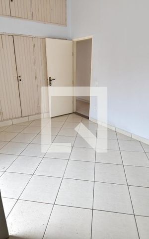 Casa para alugar com 500m², 6 quartos e 8 vagasQuarto 2