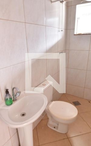 Casa para alugar com 500m², 6 quartos e 8 vagasEdícula - Banheiro