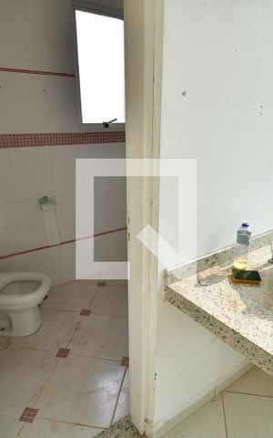 Casa para alugar com 500m², 6 quartos e 8 vagasEdícula - Banheiro 1 Suíte