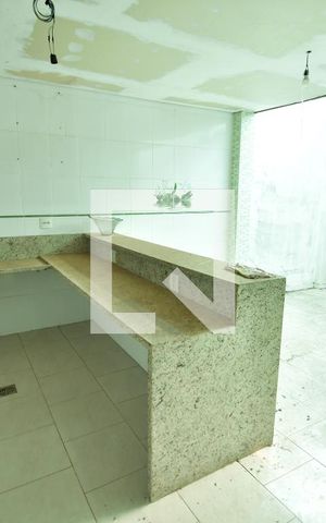 Casa para alugar com 500m², 6 quartos e 8 vagasEdícula - Cozinha