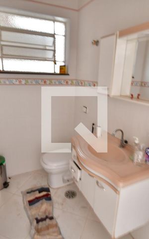 Casa para alugar com 500m², 6 quartos e 8 vagasLavabo 1