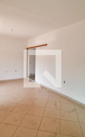 Casa para alugar com 500m², 6 quartos e 8 vagasEdícula - Sala