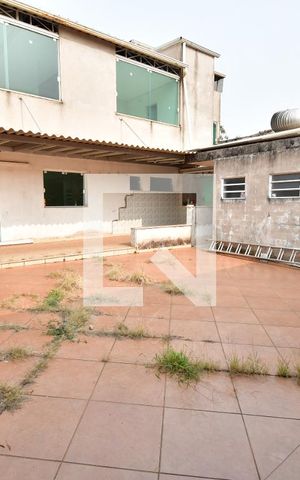 Casa para alugar com 500m², 6 quartos e 8 vagasQuintal