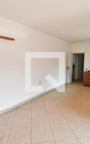 Casa para alugar com 500m², 6 quartos e 8 vagasEdícula - Sala