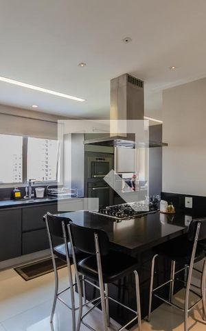 Apartamento à venda com 183m², 3 quartos e 4 vagas Apartamento à venda com 183m², 3 quartos e 4 vagasCozinha