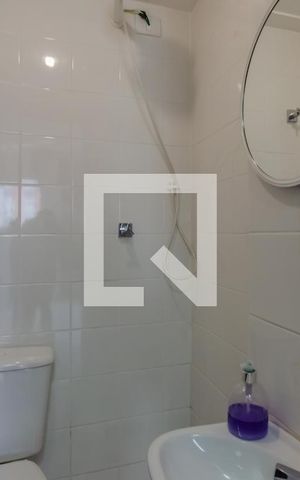 Apartamento à venda com 183m², 3 quartos e 4 vagas Apartamento à venda com 183m², 3 quartos e 4 vagasBanheiro de serviço
