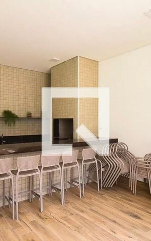 Apartamento à venda com 40m², 2 quartos e 1 vaga Apartamento à venda com 40m², 2 quartos e 1 vagaÁrea comum - Churrasqueira