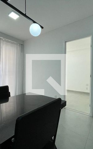 Apartamento à venda com 40m², 2 quartos e 1 vaga Apartamento à venda com 40m², 2 quartos e 1 vagaSala