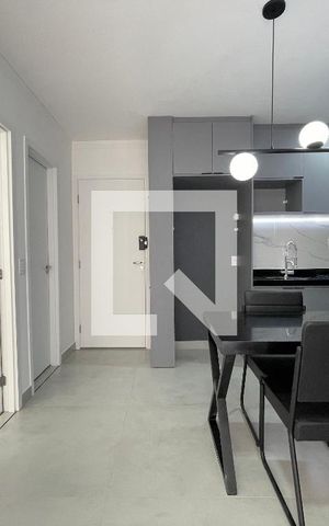 Apartamento à venda com 40m², 2 quartos e 1 vaga Apartamento à venda com 40m², 2 quartos e 1 vagaSala