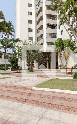 Apartamento para alugar com 148m², 3 quartos e 2 vagas Apartamento para alugar com 148m², 3 quartos e 2 vagasÁrea Comum