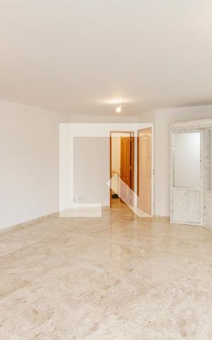 Apartamento para alugar com 148m², 3 quartos e 2 vagas Apartamento para alugar com 148m², 3 quartos e 2 vagasSala