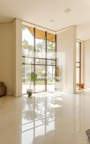 Apartamento para alugar com 148m², 3 quartos e 2 vagas Apartamento para alugar com 148m², 3 quartos e 2 vagasHall de Entrada