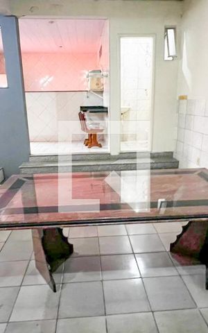 Casa à venda com 400m², 5 quartos e 5 vagas Casa à venda com 400m², 5 quartos e 5 vagasSala de Jantar