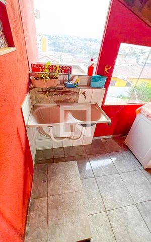 Casa à venda com 400m², 5 quartos e 5 vagas Casa à venda com 400m², 5 quartos e 5 vagasÁrea de Serviço 2