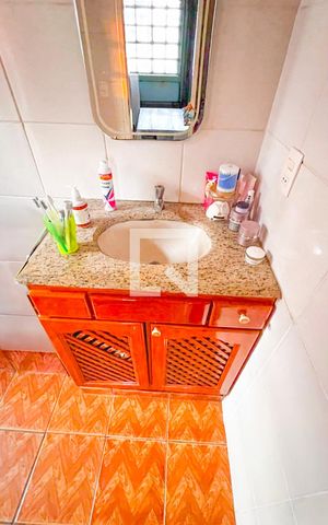 Casa à venda com 400m², 5 quartos e 5 vagas Casa à venda com 400m², 5 quartos e 5 vagasBanheiro 2