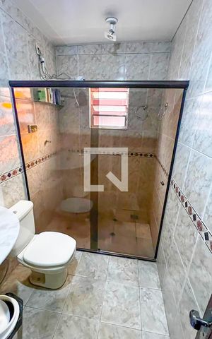 Casa à venda com 400m², 5 quartos e 5 vagas Casa à venda com 400m², 5 quartos e 5 vagasBanheiro 4