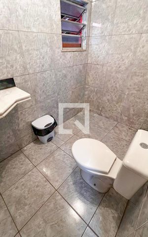 Casa à venda com 400m², 5 quartos e 5 vagas Casa à venda com 400m², 5 quartos e 5 vagasBanheiro 5