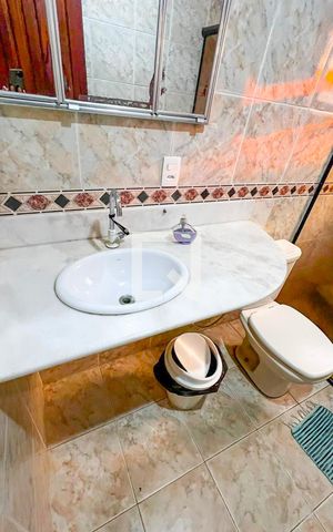 Casa à venda com 400m², 5 quartos e 5 vagas Casa à venda com 400m², 5 quartos e 5 vagasBanheiro 4