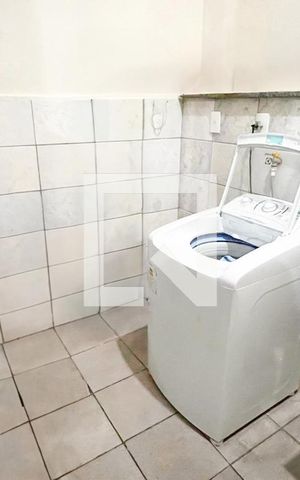 Casa à venda com 400m², 5 quartos e 5 vagas Casa à venda com 400m², 5 quartos e 5 vagasÁrea de Serviço 1