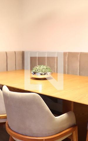 Casa à venda com 321m², 4 quartos e 4 vagasCozinha