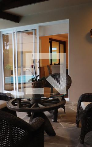 Casa à venda com 321m², 4 quartos e 4 vagasGaragem