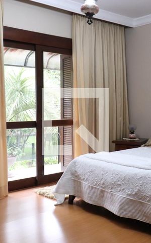 Casa à venda com 321m², 4 quartos e 4 vagasQuarto 1