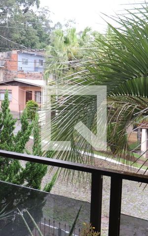 Casa à venda com 321m², 4 quartos e 4 vagasQuarto 1 vista