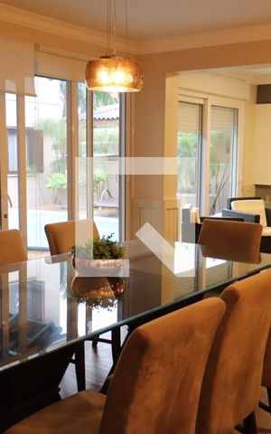 Casa à venda com 321m², 4 quartos e 4 vagasÁrea gourmet