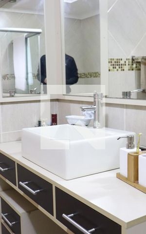 Casa à venda com 321m², 4 quartos e 4 vagasBanheiro da Suíte