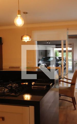 Casa à venda com 321m², 4 quartos e 4 vagasÁrea gourmet