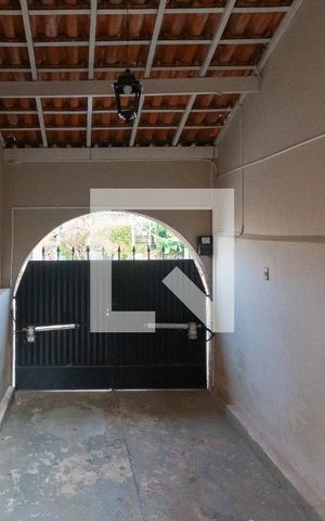 Casa à venda com 290m², 3 quartos e 3 vagas Casa à venda com 290m², 3 quartos e 3 vagasGaragem