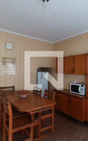Casa à venda com 133m², 3 quartos e 3 vagas Casa à venda com 133m², 3 quartos e 3 vagasCozinha