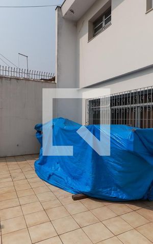 Casa à venda com 133m², 3 quartos e 3 vagas Casa à venda com 133m², 3 quartos e 3 vagasÁrea Externa