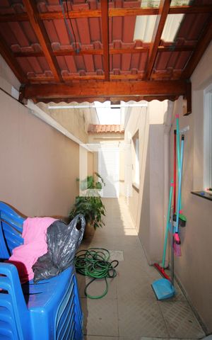 Casa à venda com 94m², 3 quartos e 3 vagasQuintal com churrasqueira