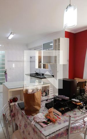 Casa à venda com 94m², 3 quartos e 3 vagasCozinha