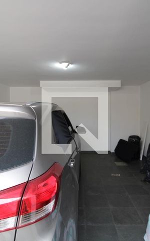 Casa à venda com 94m², 3 quartos e 3 vagasGaragem